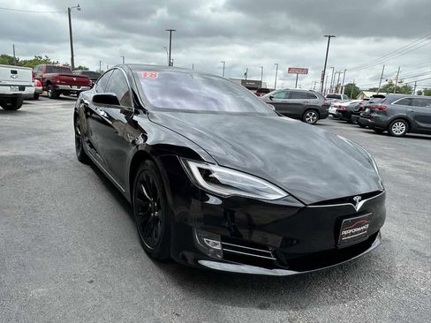 Used 2018 Tesla Model S 75D AWD/4WD image 4