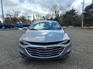 Used 2023 Chevrolet Malibu LT video 2