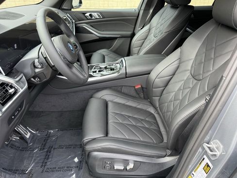 New 2026 BMW X5 xDrive50e w/ M Sport Package image 19