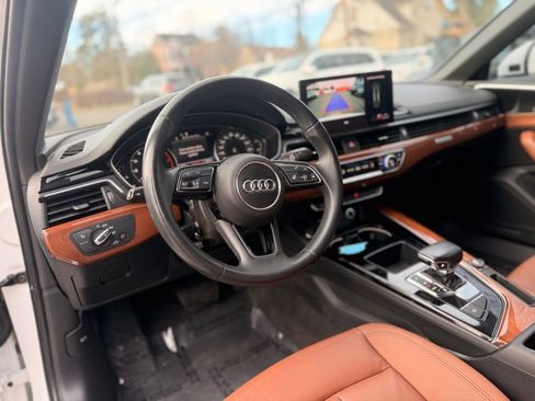Used 2021 Audi A4 2.0T Premium w/ Convenience Package image 9