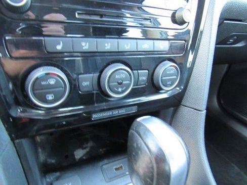 Used 2020 Volkswagen Passat 2.0T SE w/ Sunroof Package image 22