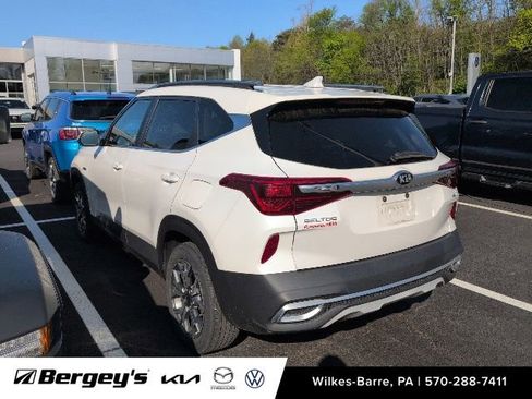 Used 2021 Kia Seltos EX AWD/4WD image 10