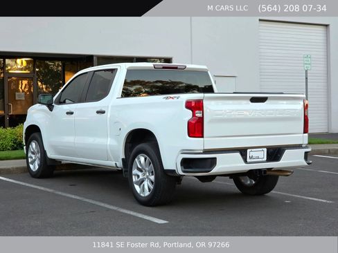 Used 2022 Chevrolet Silverado 1500 Custom w/ Safety Confidence Package AWD/4WD image 8