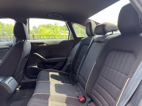 Used 2023 Volkswagen Jetta Sport FWD image 6