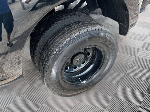 New 2026 RAM 3500 Big Horn AWD/4WD image 35