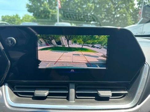 Used 2024 Chevrolet Trax ACTIV w/ Driver Confidence Package FWD image 15