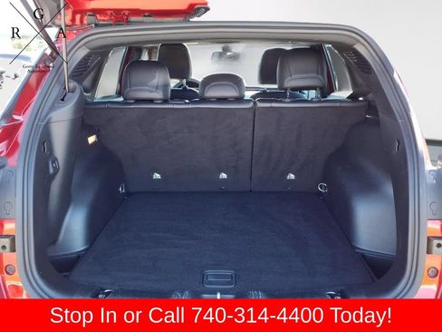 Used 2026 Jeep Compass Limited AWD/4WD image 13