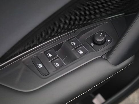 New 2026 Volkswagen Tiguan SE image 10