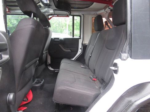 Used 2016 Jeep Wrangler Unlimited Sport AWD/4WD image 20