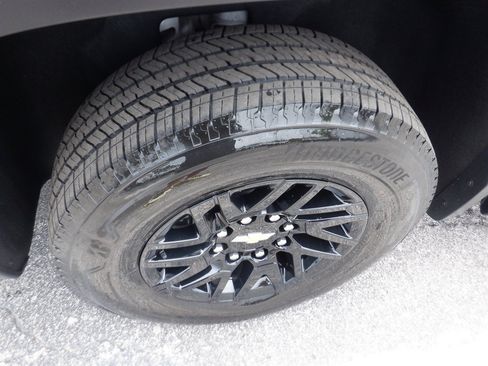 Used 2024 Chevrolet Silverado EV W/T AWD/4WD image 7