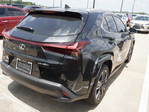 Used 2026 Lexus UX 300h FWD w/ Accessory Package (2T) image 5