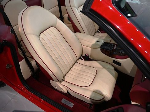 Used 1997 Aston Martin DB7 Volante image 14