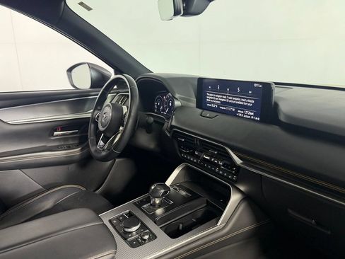 Used 2024 MAZDA CX-90 Plug-In Hybrid w/ Premium Plus AWD/4WD image 29