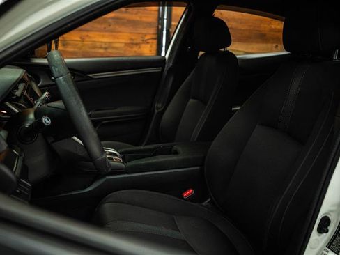Used 2017 Honda Civic EX image 9