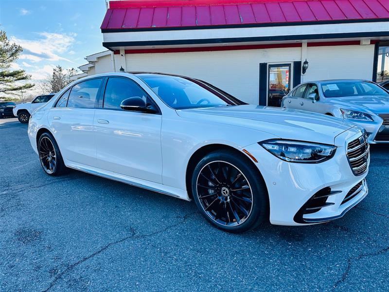 Used 2023 Mercedes-Benz S 580 4MATIC Sedan image 4