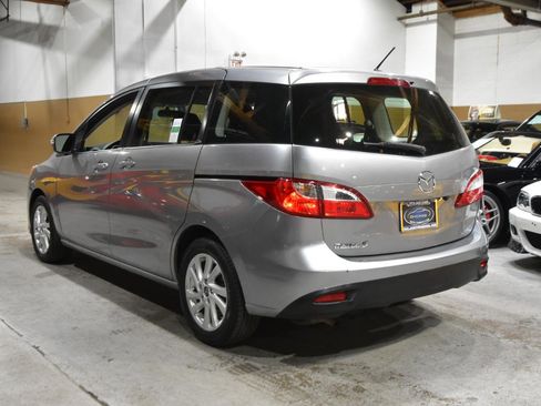 Used 2014 MAZDA MAZDA5 Sport FWD image 7
