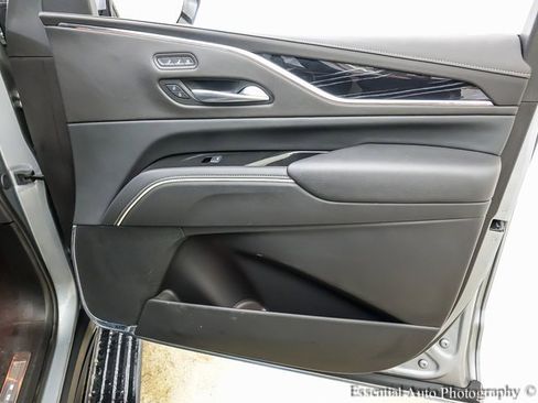 Certified 2024 Cadillac Escalade Sport w/ LPO, ONYX Package image 28