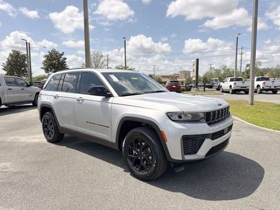 New 2026 Jeep Grand Cherokee Altitude