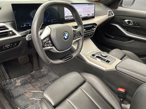 Used 2025 BMW 330i Sedan w/ Convenience Package RWD image 16