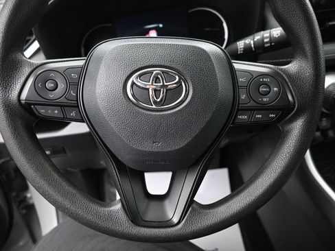 Used 2023 Toyota RAV4 XLE image 16