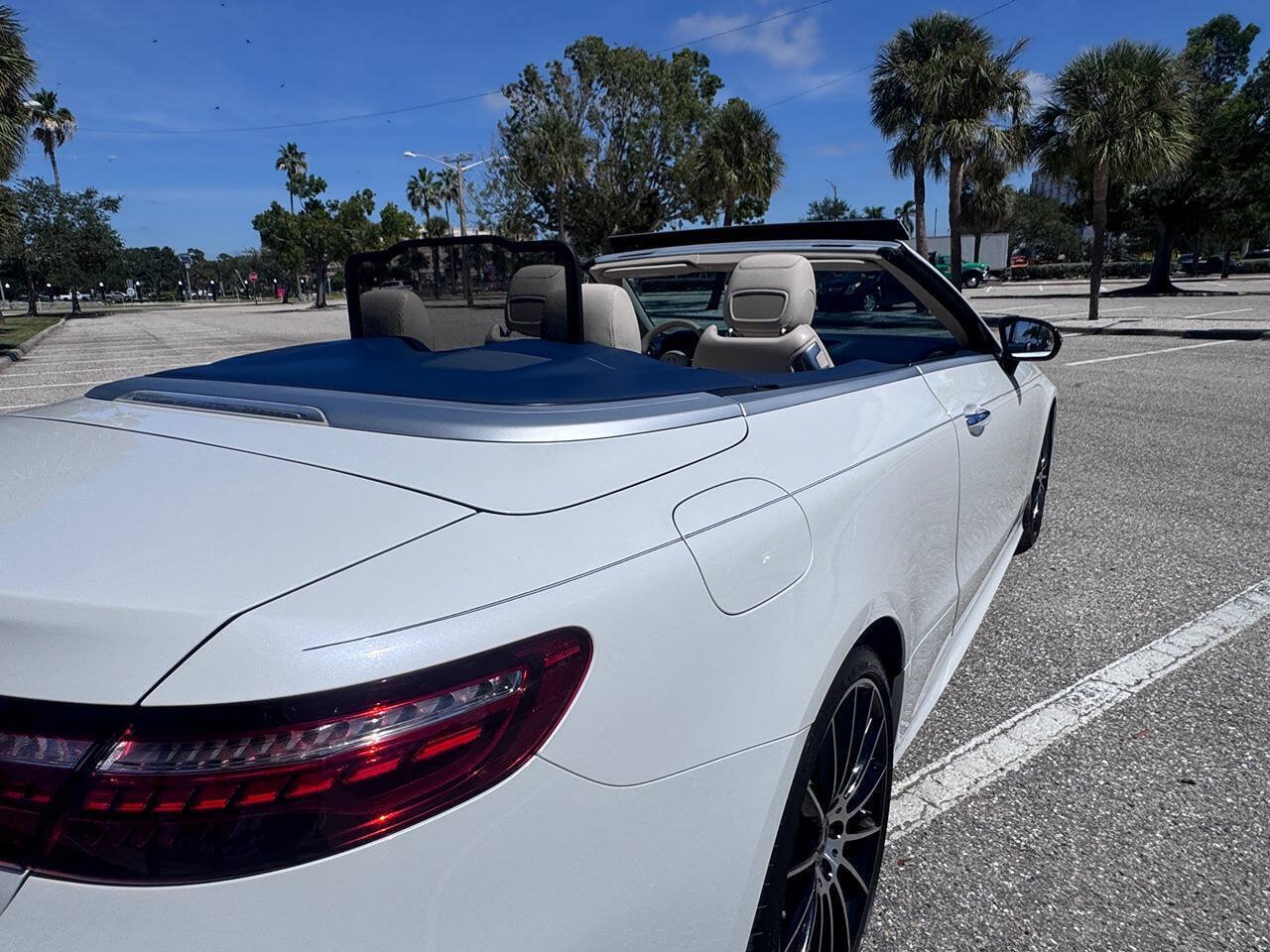 Used 2022 Mercedes-Benz E 450 Cabriolet image 47