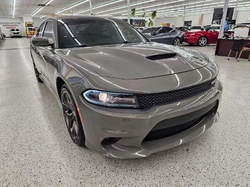 Used 2019 Dodge Charger GT RWD image 3