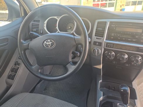 Used 2004 Toyota 4Runner Sport image 30