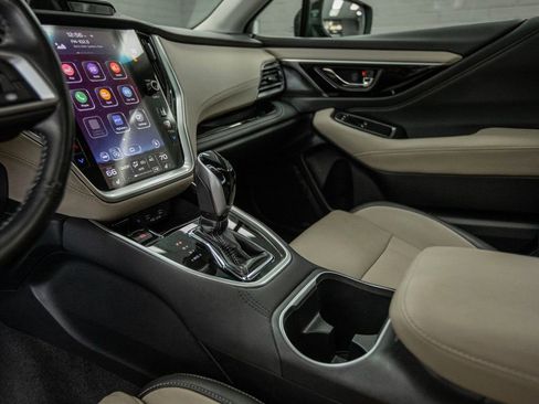 Used 2021 Subaru Outback Limited image 22