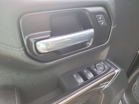 Used 2021 Chevrolet Silverado 1500 RST AWD/4WD image 19
