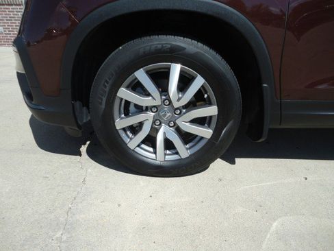 Used 2019 Honda Pilot EX image 2