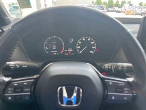 Used 2024 Honda HR-V Sport image 11