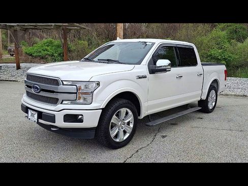 Used 2018 Ford F150 Platinum w/ Equipment Group 701A Luxury AWD/4WD image 4