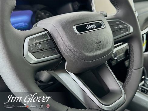 New 2026 Jeep Compass Latitude image 26