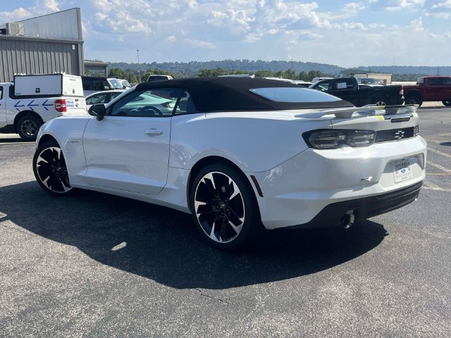 Used 2023 Chevrolet Camaro LT RWD image 6
