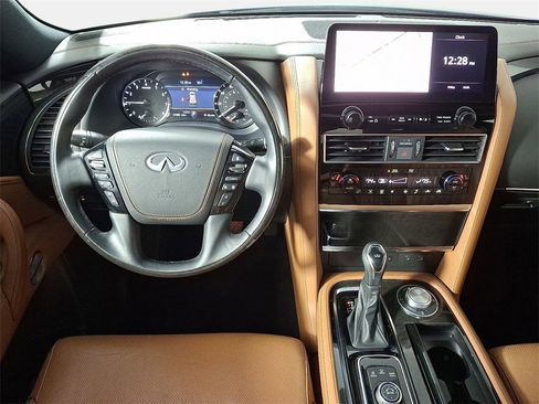 Certified 2024 INFINITI QX80 Sensory w/ All-Season Package image 13