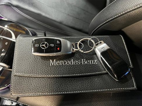 Used 2017 Mercedes-Benz E 300 4MATIC image 47