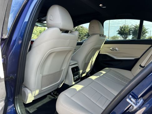 Used 2019 BMW 330i Sedan w/ Premium Package RWD image 16