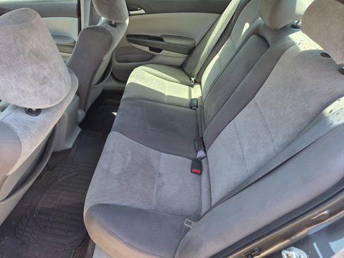 Used 2010 Honda Accord LX image 8