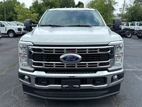 New 2026 Ford F350 XL w/ XL Chrome Package AWD/4WD image 3