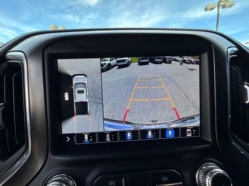 Used 2021 GMC Sierra 1500 AT4 w/ AT4 Value Package AWD/4WD image 33