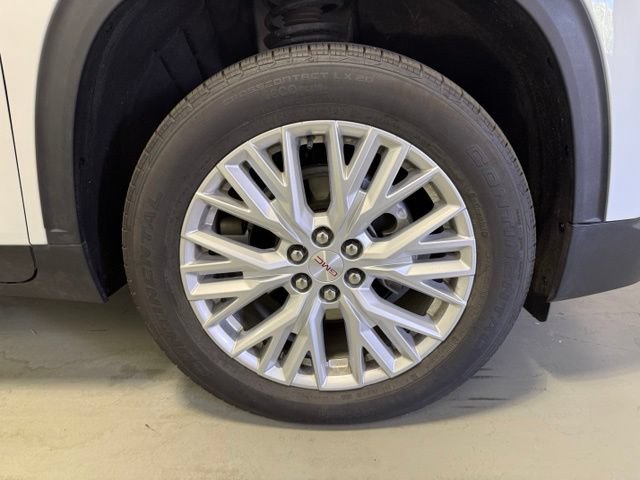 Certified 2026 GMC Acadia Elevation w/ Elevation Premium Package FWD image 34