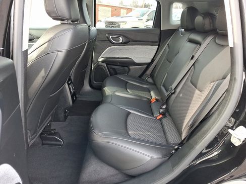 Used 2022 Jeep Compass Latitude w/ Convenience Group image 11