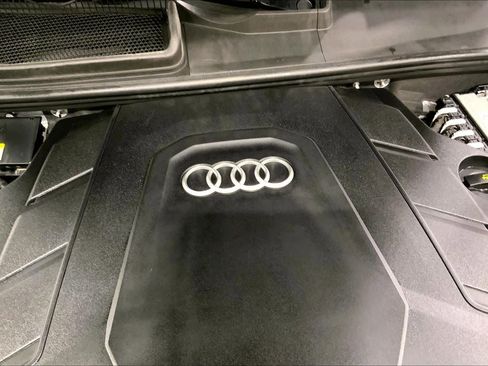 Used 2021 Audi Q8 Premium w/ Black Optic Package image 32