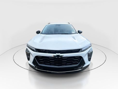 New 2026 Chevrolet Trax ACTIV image 3