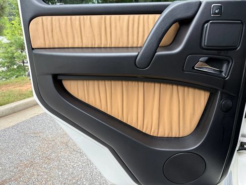 Used 2015 Mercedes-Benz G 63 AMG 4MATIC image 45