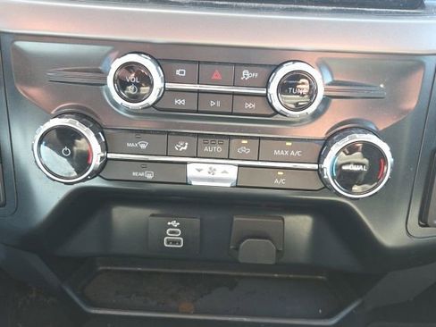 Used 2025 Ford F150 XLT w/ Equipment Group 301A Standard image 28