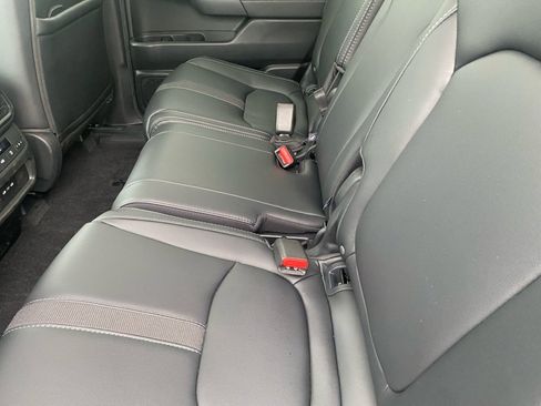 Certified 2025 Honda Pilot EX-L image 16