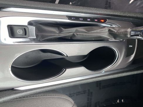 Used 2023 Chevrolet Malibu LT image 14