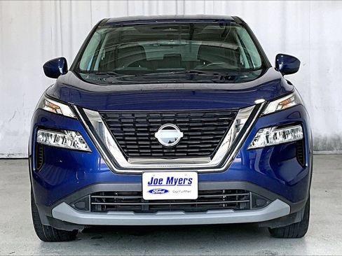 Used 2023 Nissan Rogue SV FWD image 2