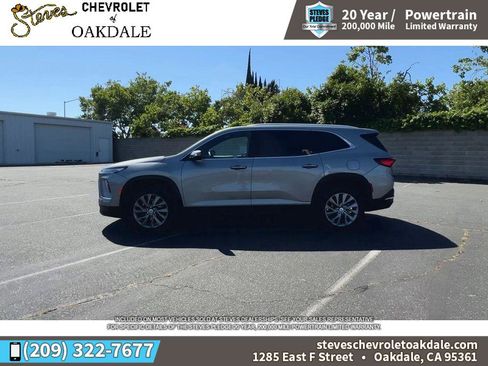 Used 2025 Buick Enclave Preferred FWD image 7